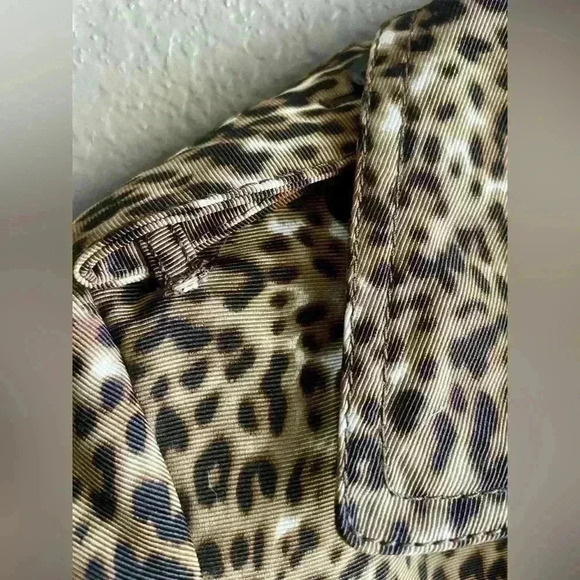 Banana Republic Leopard Peplum Jacket Short Trench XS Button-up EUC - Picture 7 of 11